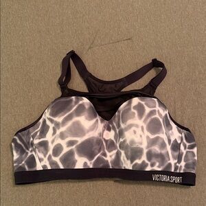 Victoria's Secret VSX Black and White Strappy Sports Bra 38C